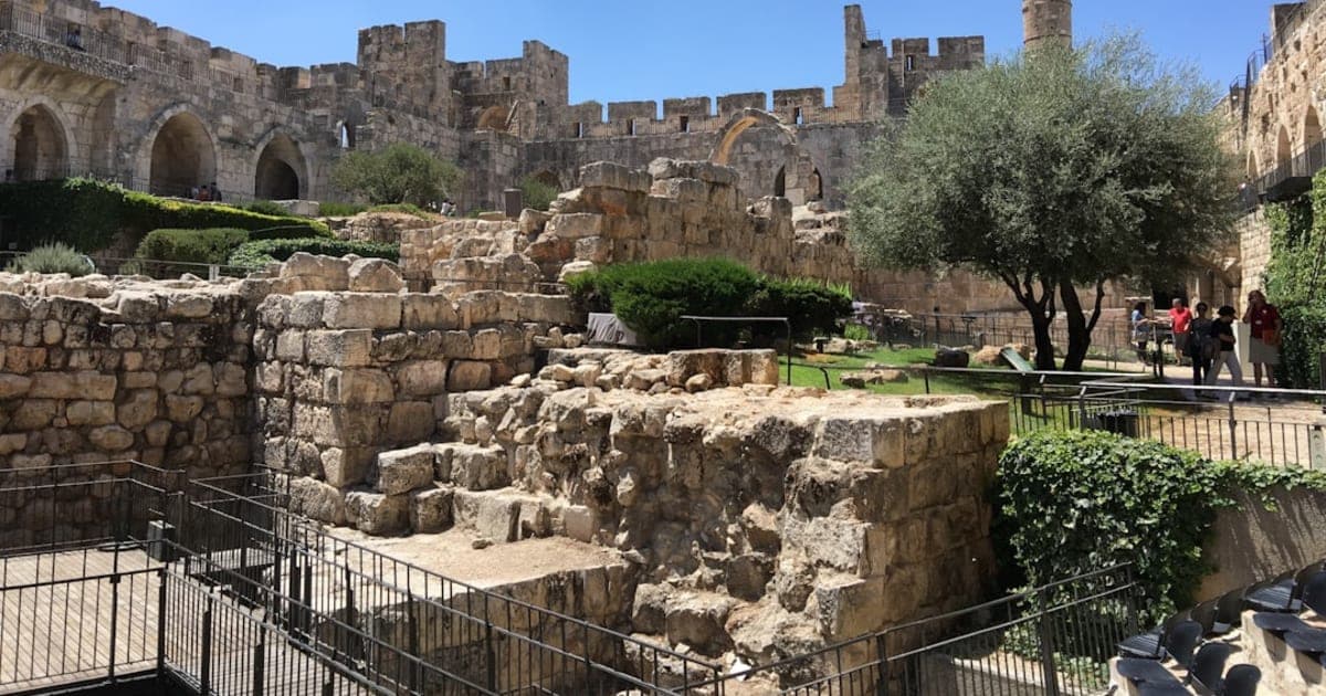 Tisha B'Av: What Are Kinnot?
