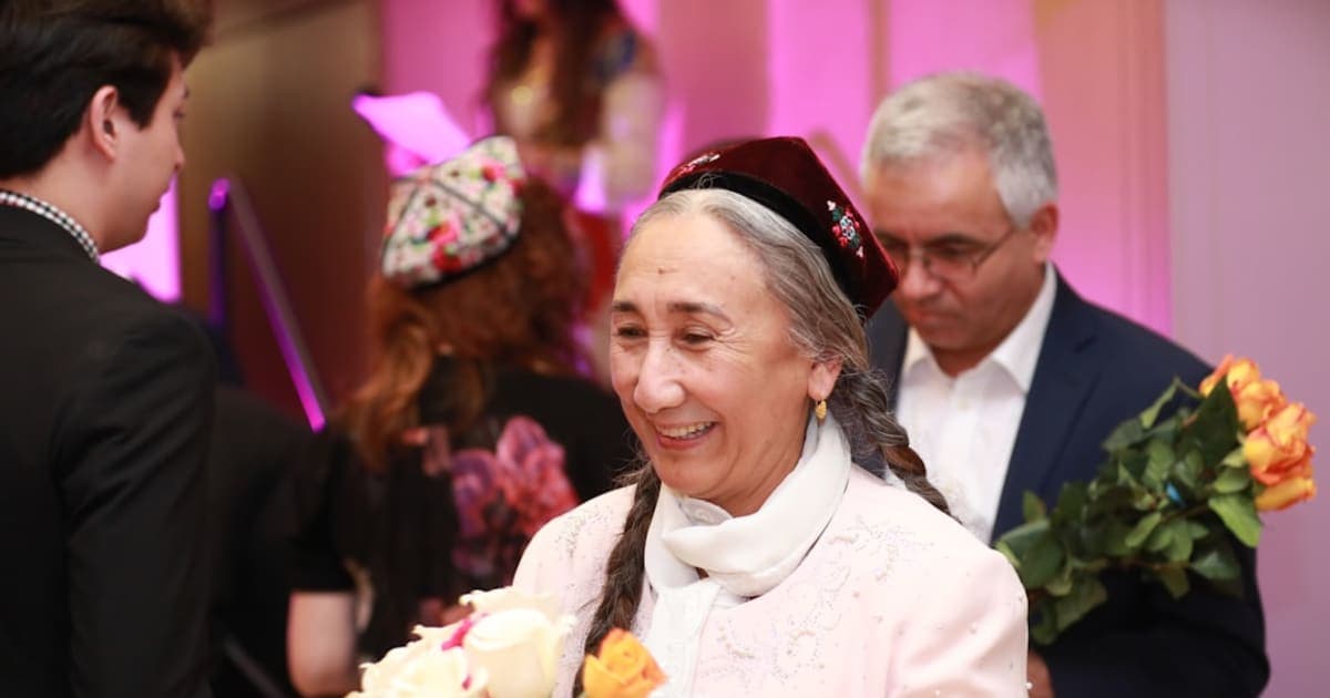Eshet Chayil: Honoring Jewish Women